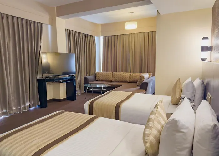 Pearl Grand By Rathna
