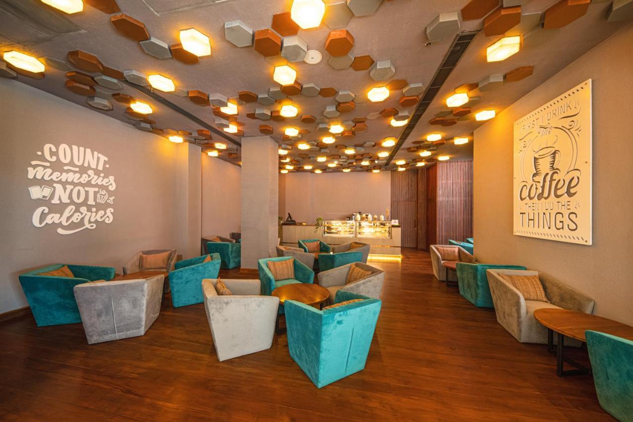Pearl Grand By Rathna 4* Colombo