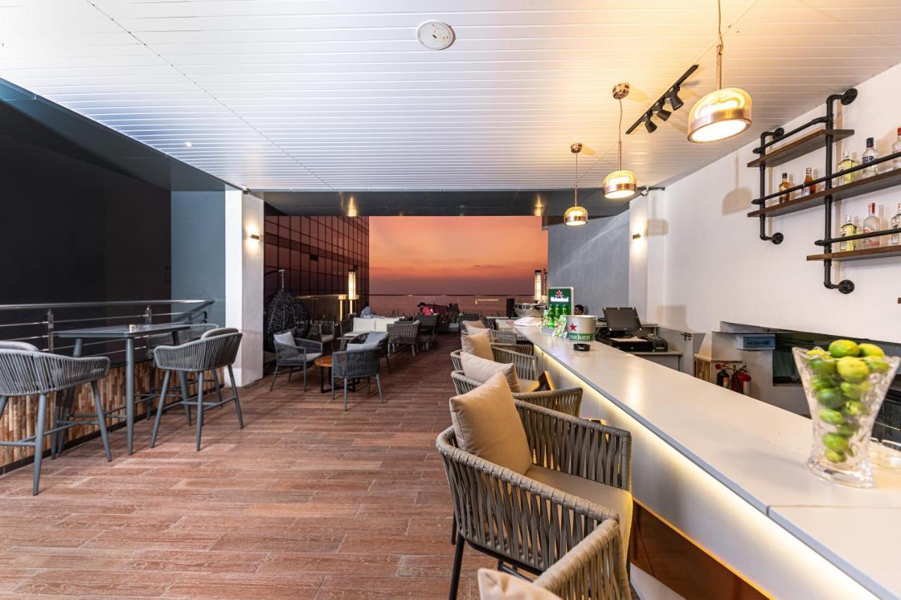 Pearl Grand By Rathna 4*