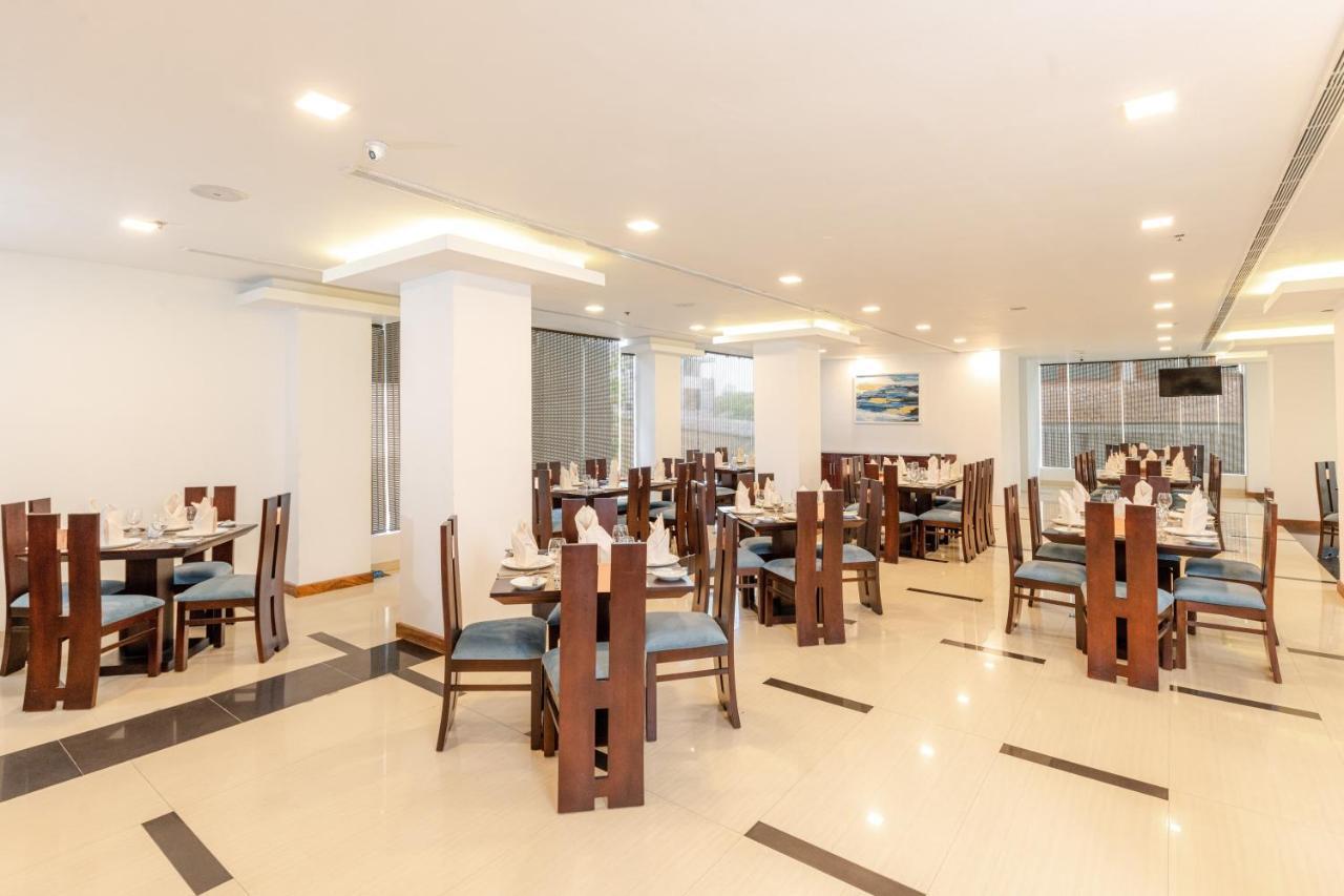 Pearl Grand By Rathna 4*